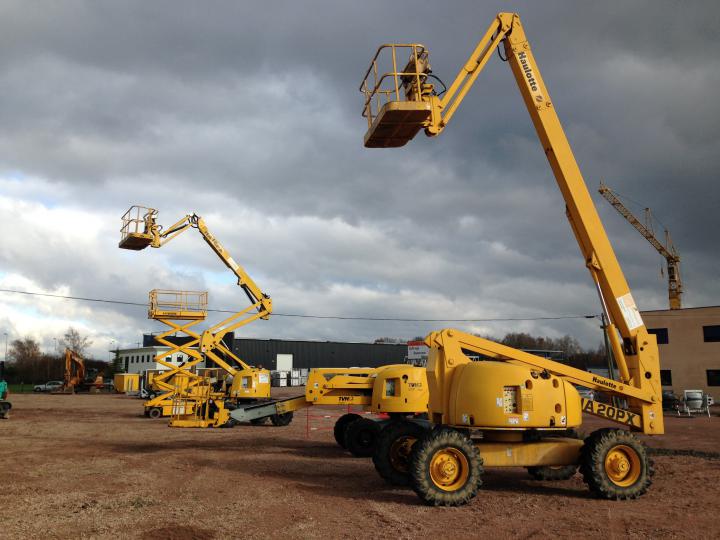 Découvrez LocMat'71 - Location & Vente matériel et outillage - Espace Motoculture